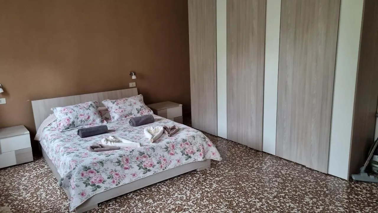 Milli Apartamento Ferrara